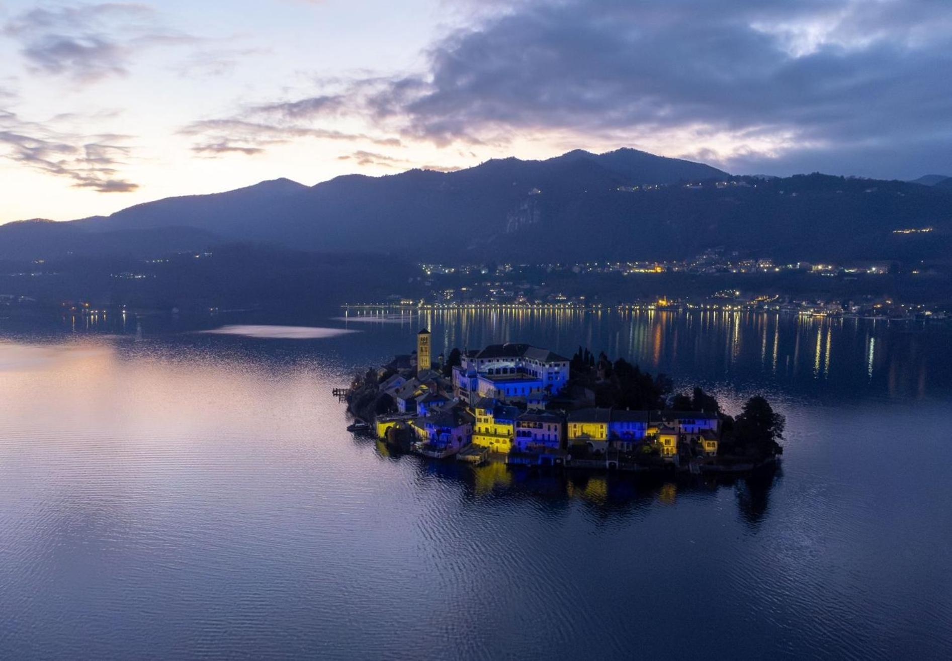 Lakes And Mountains Magic Holiday House Omegna Extérieur photo
